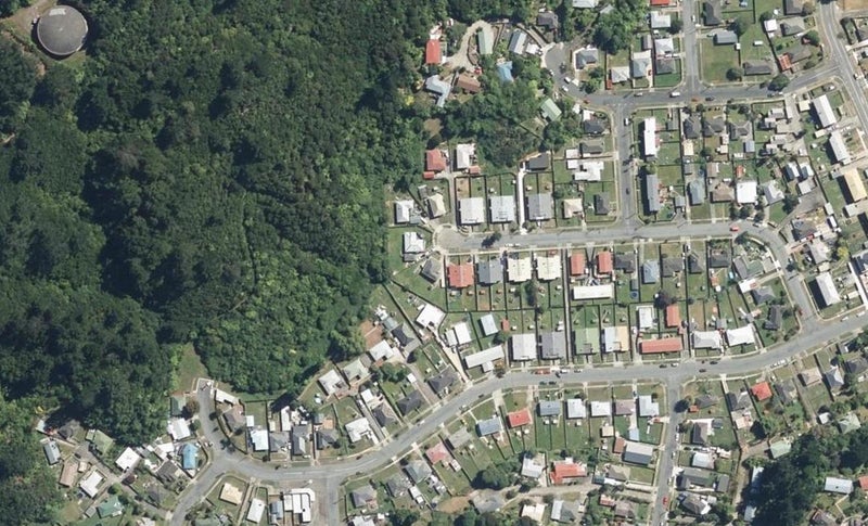 41 Hanson Grove, Stokes Valley, Lower Hutt - Carousel 1