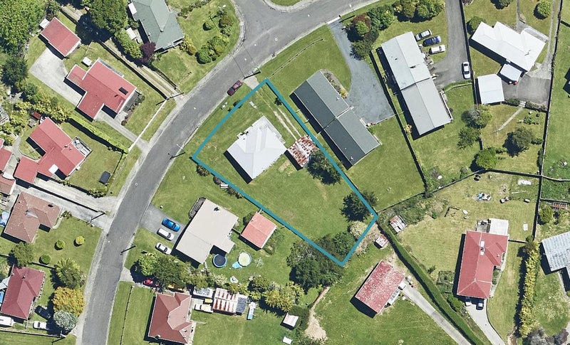 64 Thomas Crescent, Western Heights, Rotorua - Carousel 1