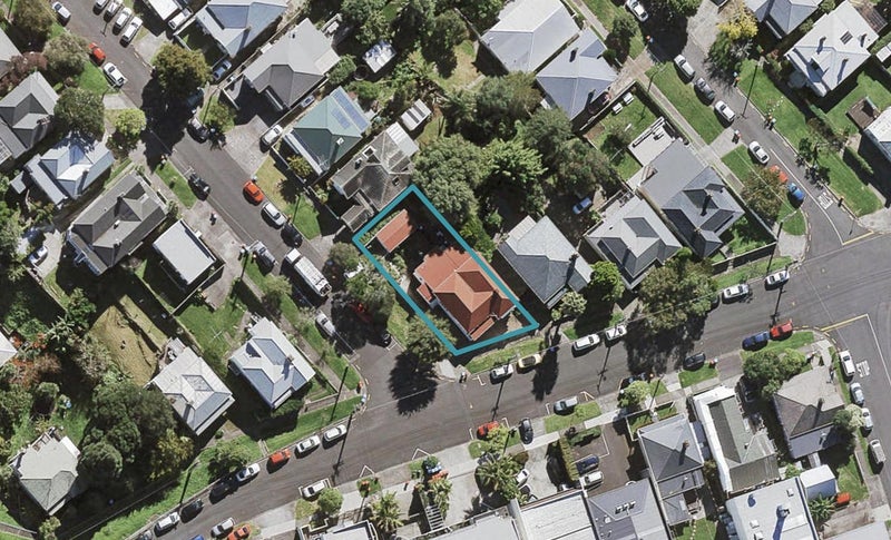 21 Aitken Terrace, Kingsland, Auckland - Carousel 1