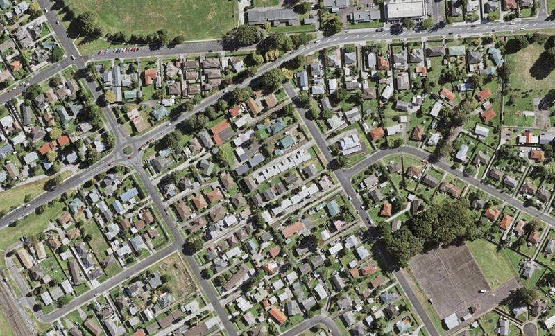 5/15 Smiths Avenue, Papakura, Papakura - Carousel 1
