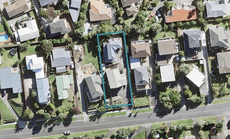 2/167 Stredwick Drive, Torbay, Auckland - Carousel 1