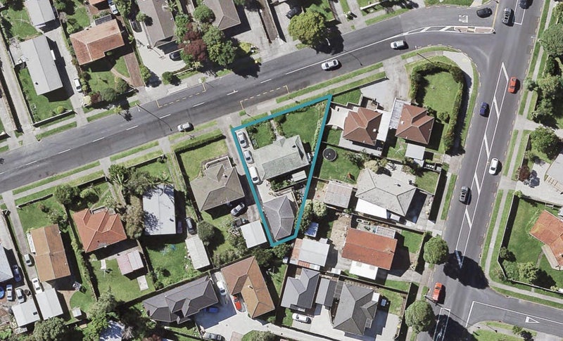 4 Casuarina Road, Half Moon Bay, Auckland - Carousel 1