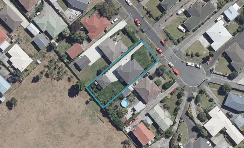 10 Kingsley Street, St Andrews, Hamilton - Carousel 1