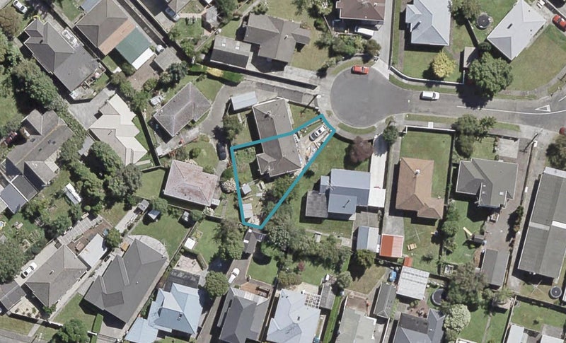 32 Dyer Street, Epuni, Lower Hutt - Carousel 1