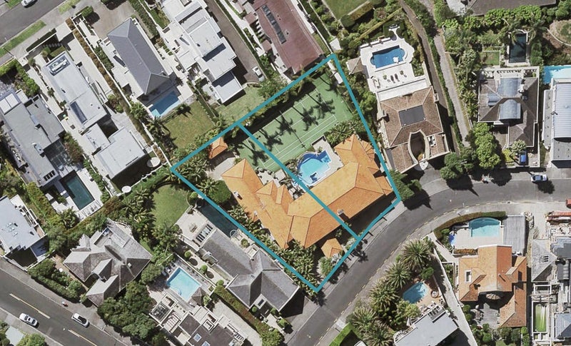 8 Karori Crescent, Orakei, Auckland - Carousel 1