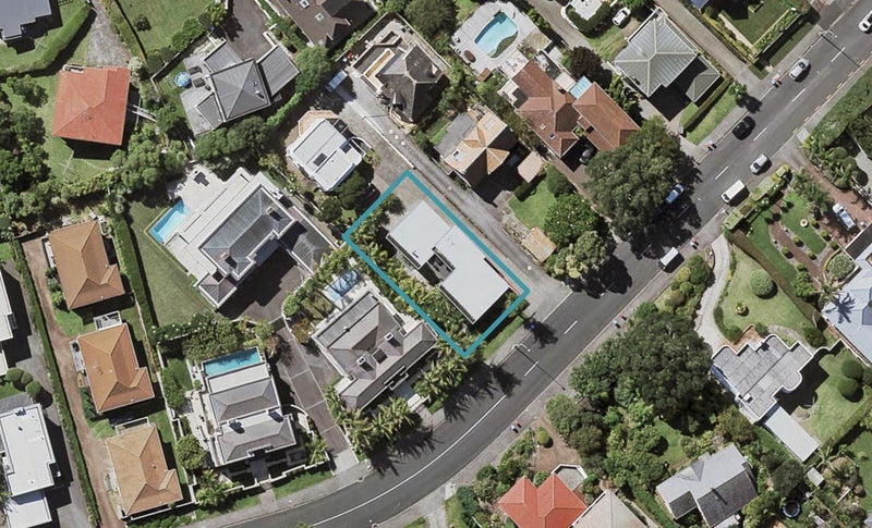 17 Ngaiwi Street, Orakei, Auckland - Carousel 1