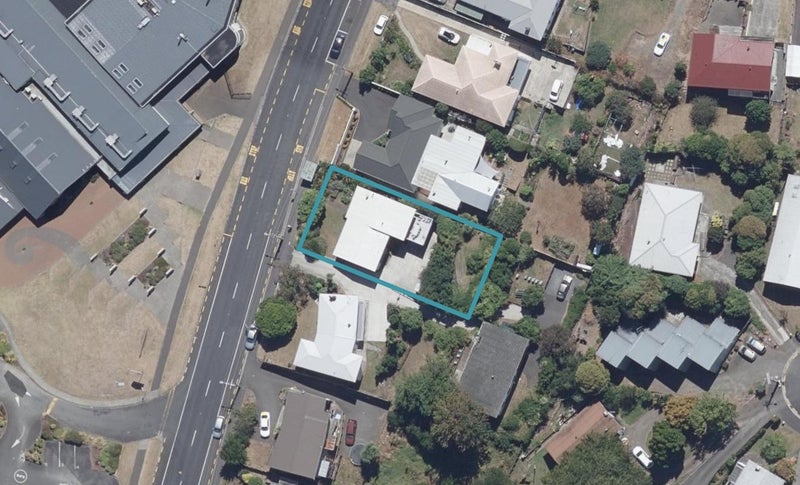 96 Hillcrest Road, Hillcrest, Hamilton - Carousel 1