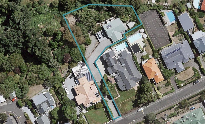 13 Cobden Road, Bluff Hill, Napier - Carousel 1