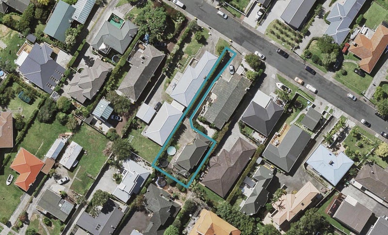 12B Spencer Terrace, Hauraki, Auckland - Carousel 1