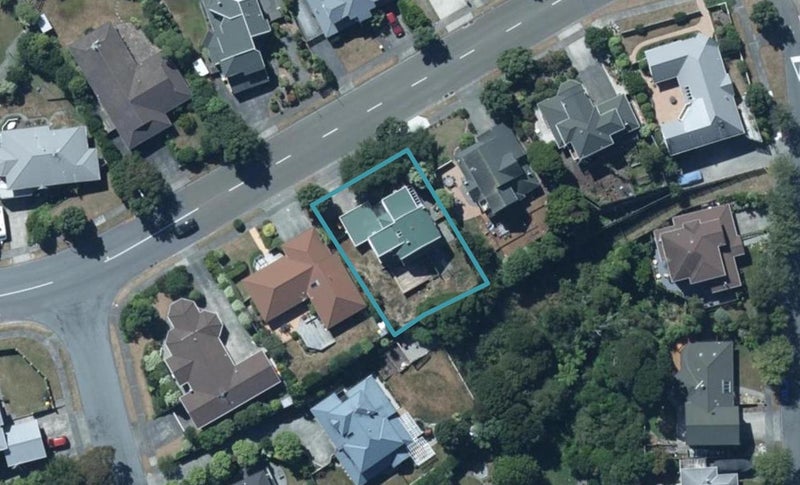 32 Joseph Banks Drive, Whitby, Porirua - Carousel 1