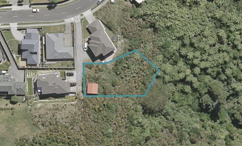 101 Cypress Drive, Maungaraki, Lower Hutt - Carousel 1