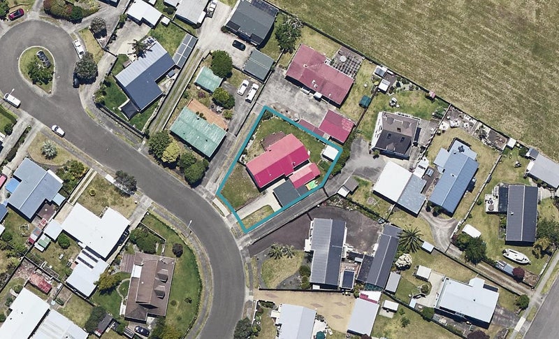 10 Alpha Avenue, Coastlands, Whakatane - Carousel 1