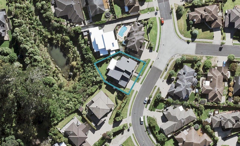 7 Dressage Lane, Greenhithe, Auckland - Carousel 1