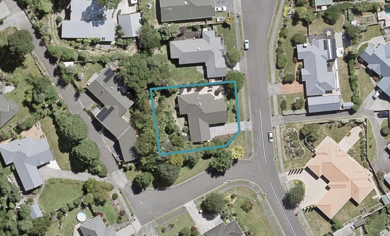 21 Carlow Grove, Birchville, Upper Hutt - Carousel 1