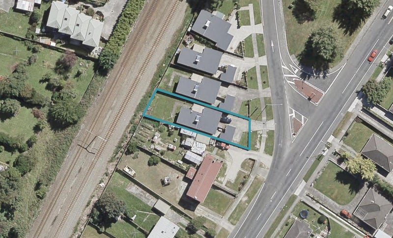 427 Cambridge Terrace, Naenae, Lower Hutt - Carousel 1