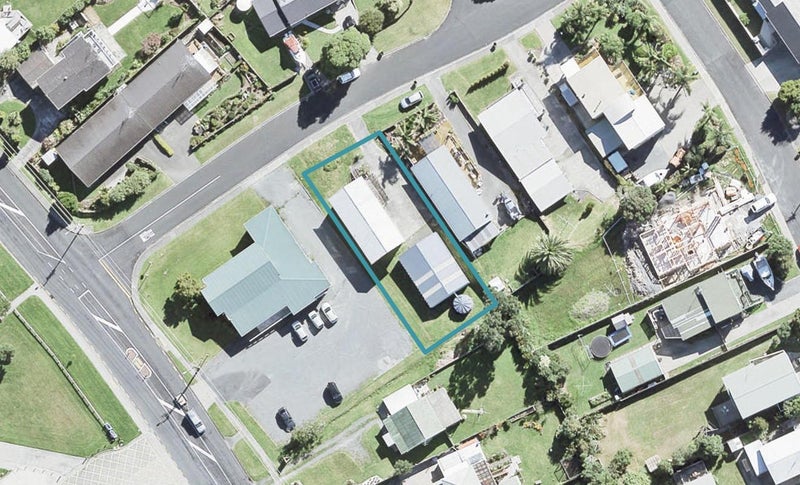 4 Kauri Crescent, Snells Beach, Snells Beach - Carousel 1