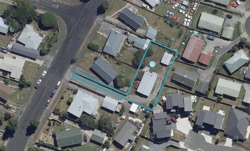 21 Lethborg Street, Dinsdale, Hamilton - Carousel 1