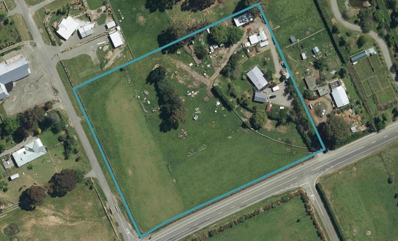 2714 State Highway 63, Blenheim - Carousel 1