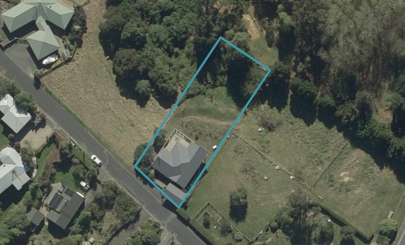 63 Seaton Road, Portobello, Dunedin - Carousel 1