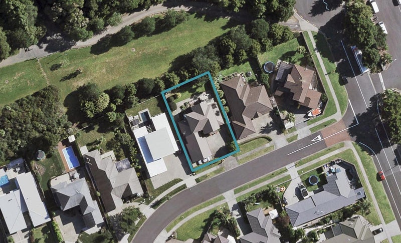 38 Ysabel Crescent, The Gardens, Auckland - Carousel 1