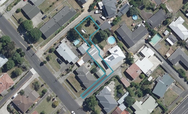 4/4 Heath Street, St Andrews, Hamilton - Carousel 1