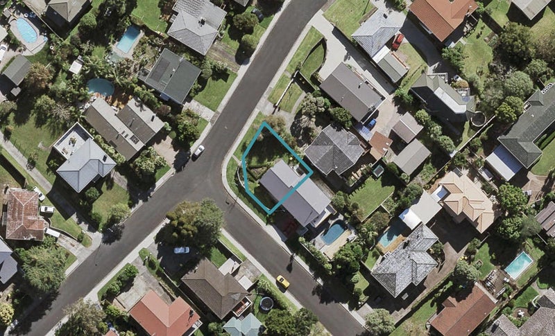 28 Holland Road, Hillcrest, Auckland - Carousel 1