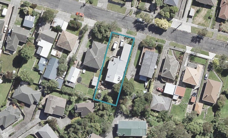 211 Whites Line, WAIWHETU, LOWER HUTT - Carousel 1