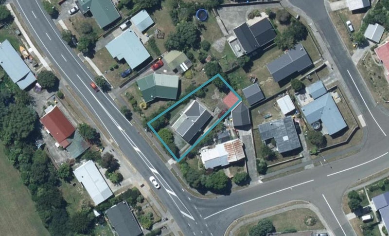 34 Omapere Street, Whitby, Porirua - Carousel 1