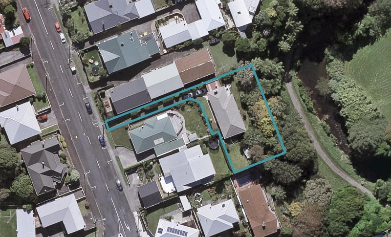 25B Watson Street, Strandon, New Plymouth - Carousel 1