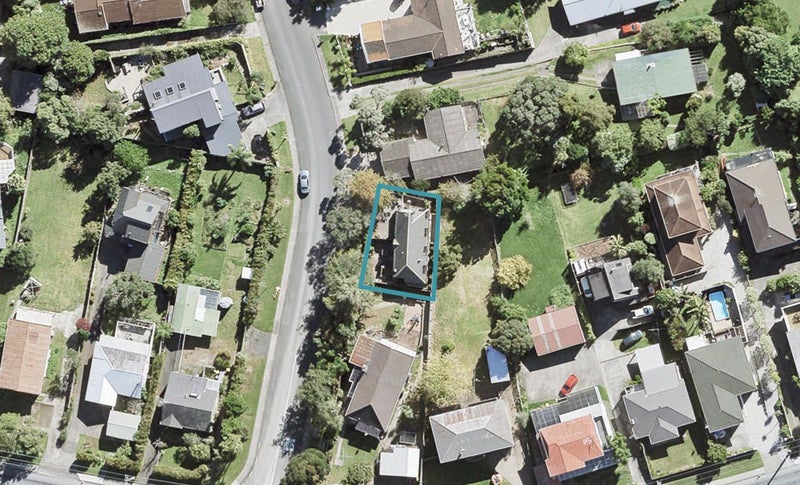 2/149 Carlisle Road, Northcross, Auckland - Carousel 1