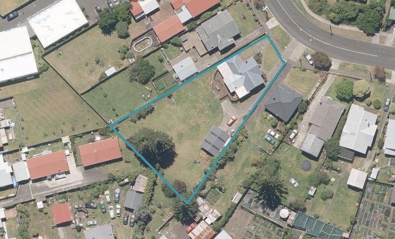 103 Gonville Avenue, Gonville, Whanganui - Carousel 1