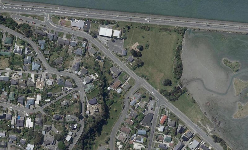 24 McCormacks Bay Road, Mount Pleasant, Christchurch - Carousel 1