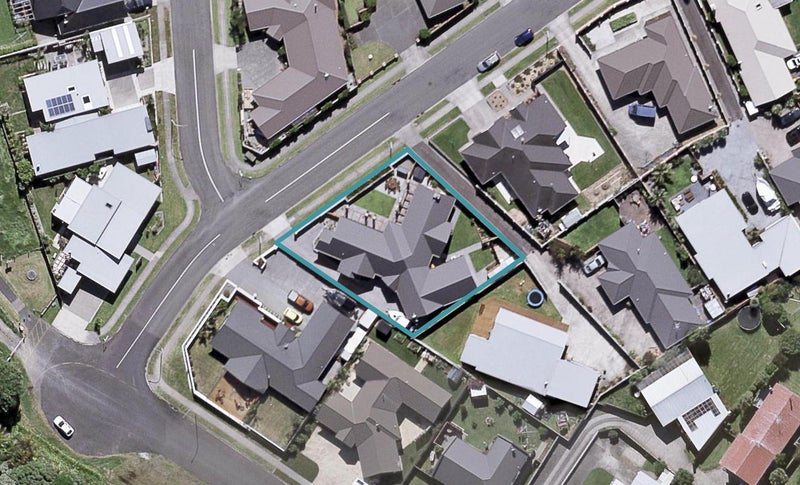 4 Marlin Terrace, Bell Block, New Plymouth - Carousel 1