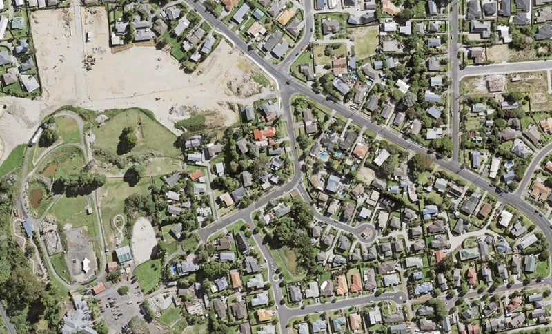 11 Wallace Road, Ranui, Auckland - Carousel 1