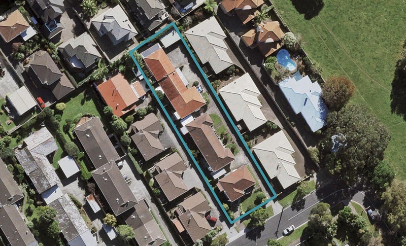 1/50 Turama Road, Royal Oak, Auckland - Carousel 1