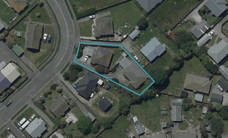 2/31 Dickson Crescent, Hornby, Christchurch - Carousel 1