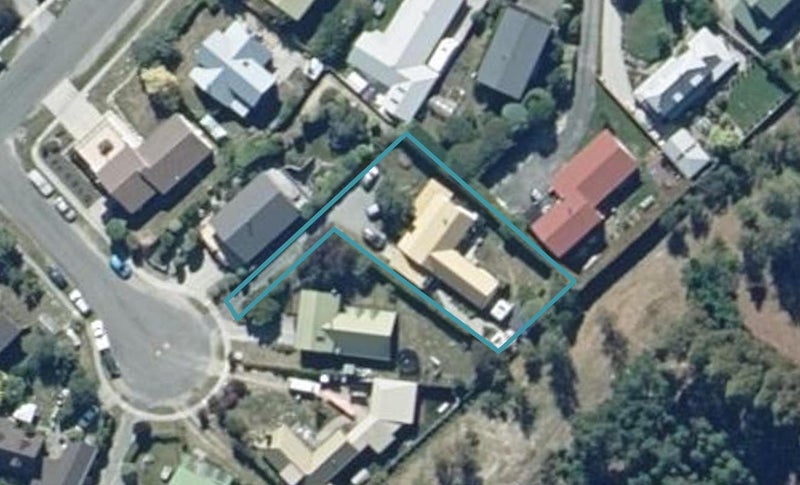 4 Redwood Court, Kelvin Heights, Queenstown - Carousel 1