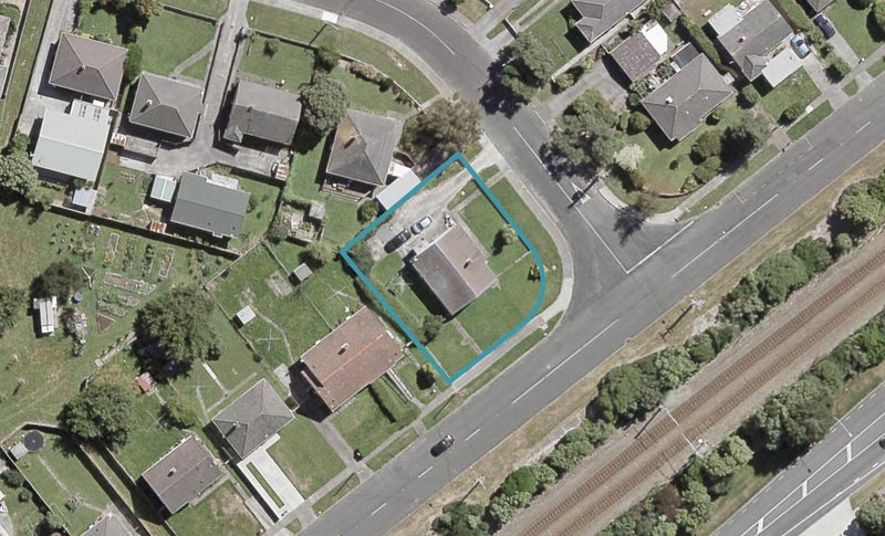 62 Lincoln Avenue, Epuni, Lower Hutt - Carousel 1