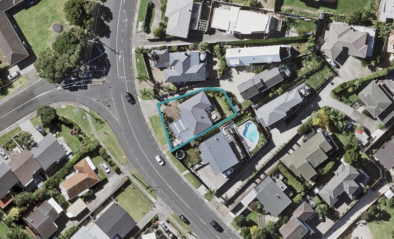 87 East Coast Road, Castor Bay, Auckland - Carousel 1