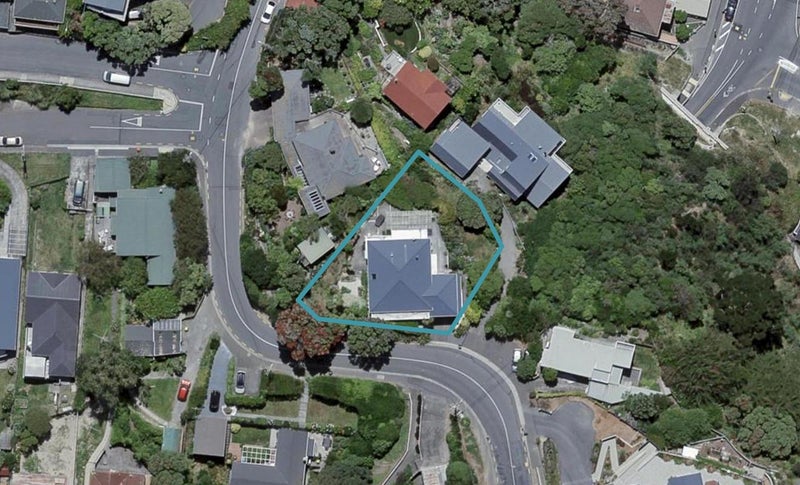 7 Beacon Hill Road, Seatoun, Wellington - Carousel 1