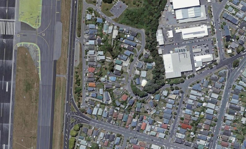 100 Wexford Road, Miramar, Wellington - Carousel 1