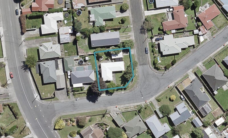 5 Benge Crescent, Clouston Park, Upper Hutt - Carousel 1