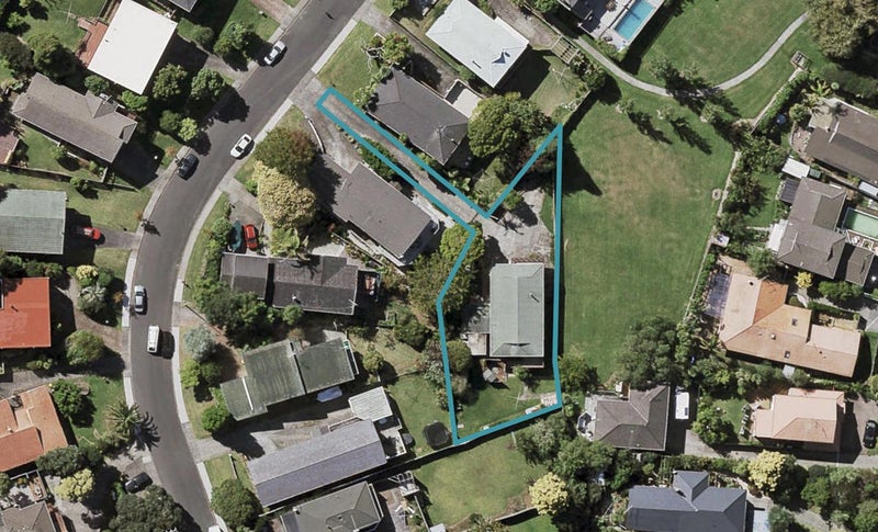 25 Meadowvale Avenue, Forrest Hill, Auckland - Carousel 1
