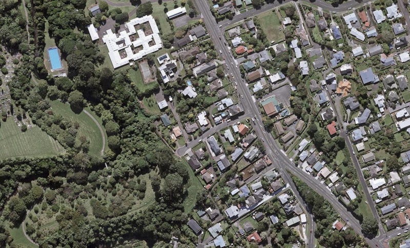 3 Warangi Street, Strandon, New Plymouth - Carousel 1