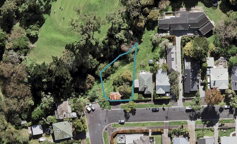 37 Chatham Avenue, Mount Albert, Auckland - Carousel 1