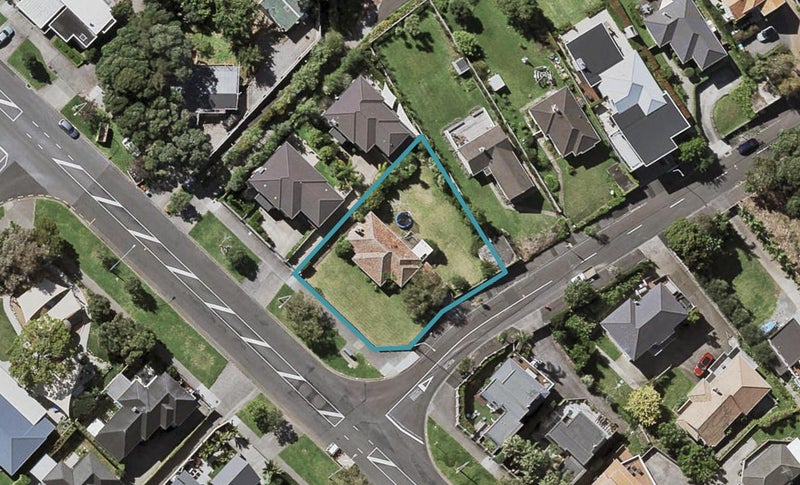 118 Coates Avenue, Orakei, Auckland - Carousel 1