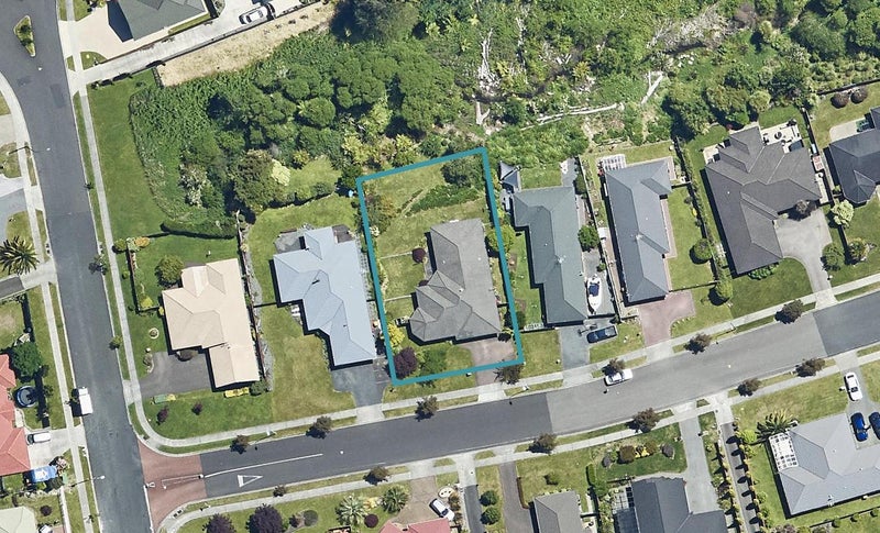 6 Heaphy Place, Pukehangi, Rotorua - Carousel 1