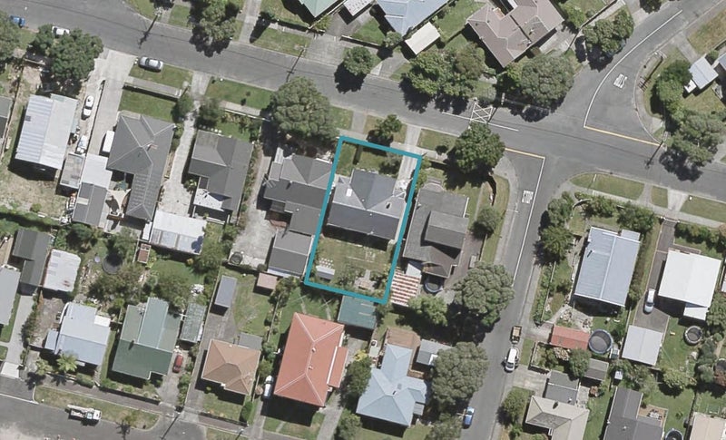 24 Beaumont Avenue, Alicetown, Lower Hutt - Carousel 1