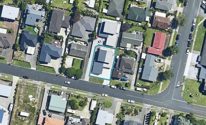 34A Seaview Road, Otumoetai, Tauranga - Carousel 1