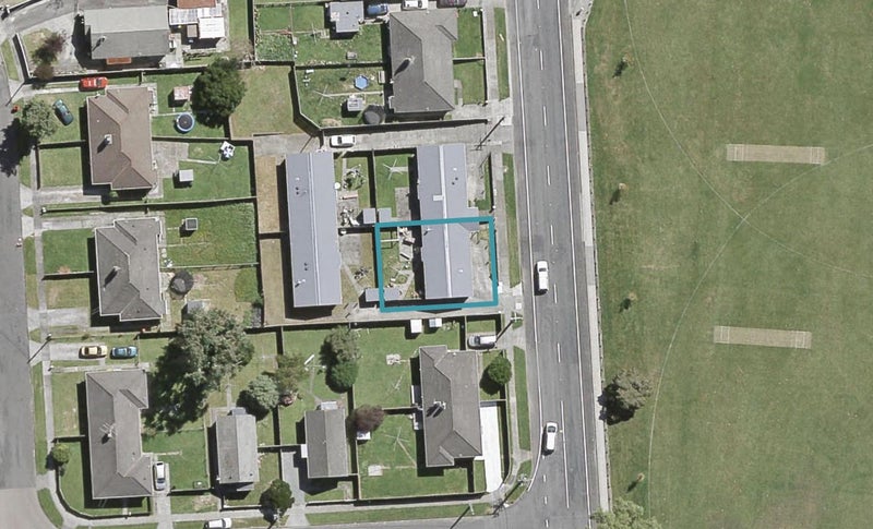 302 George Street, Stokes Valley, Lower Hutt - Carousel 1
